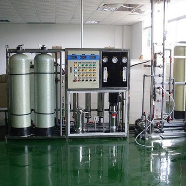 臨滄五老山飲品有限責(zé)任公司 水工業(yè)設(shè)備的創(chuàng)新與可持續(xù)發(fā)展